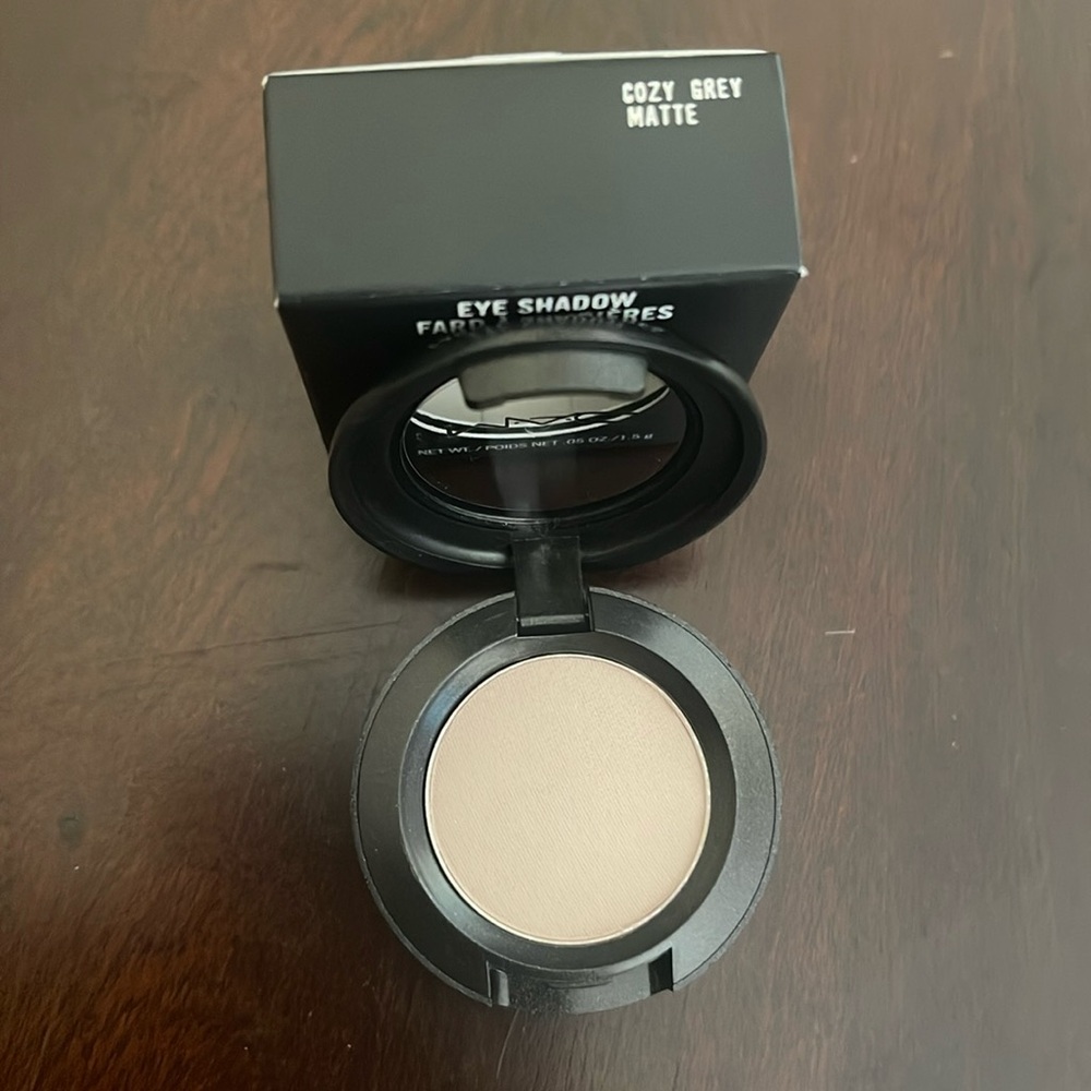 Eyeshadow